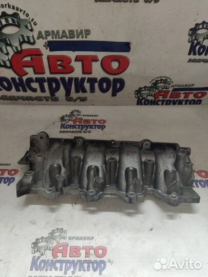 Декоративная крышка двигателя Nissan Almera седан