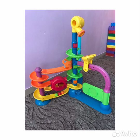 Игровая стойка Ballapalooza Fisher Price. За Южным