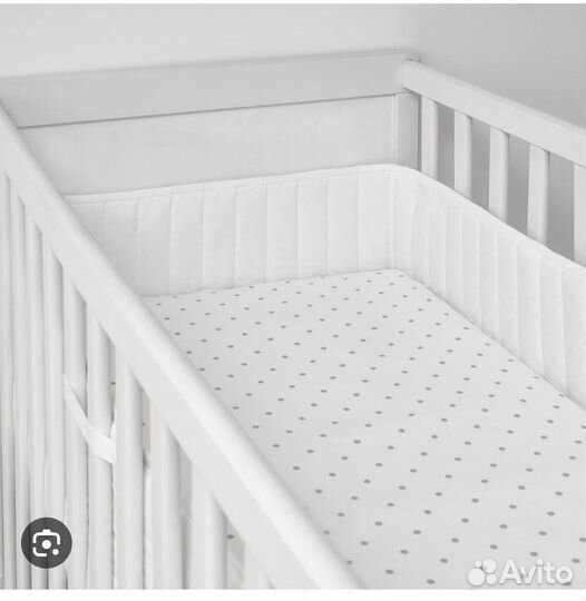 Детская кровать с маятником