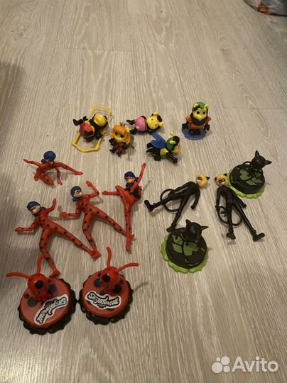 Леди баг и супер кот киндер макси