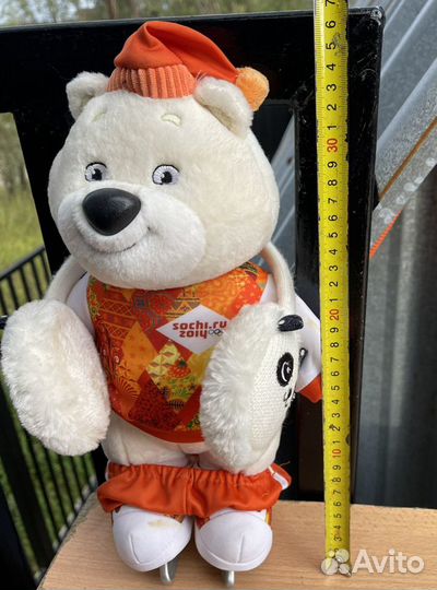 Плюшевый медведь