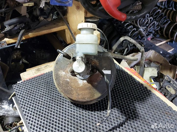 Вакуумный усилитель тормозов Mitsubishi Lancer 9