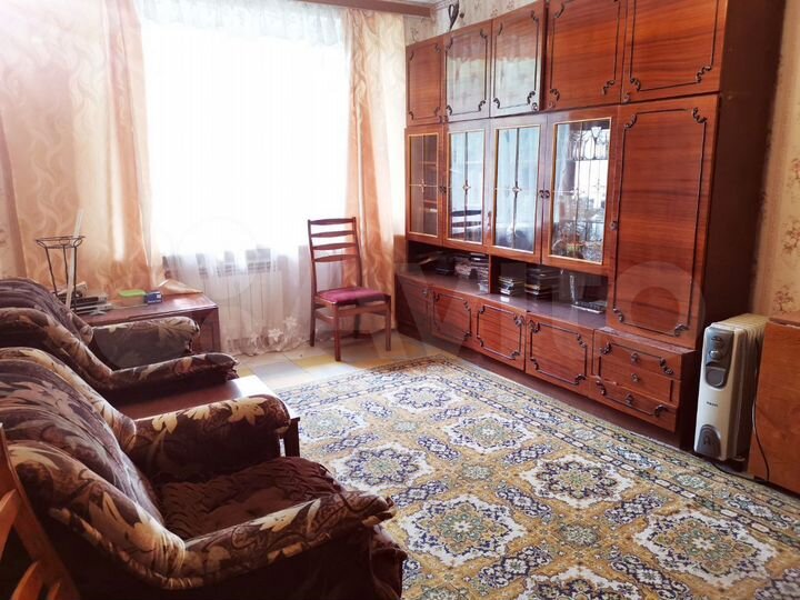 2-к. квартира, 42 м², 1/5 эт.