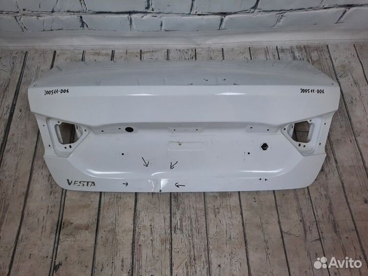Крышка багажника LADA Vesta Веста