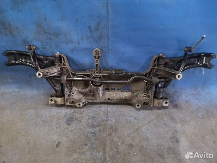 Подрамник передний 3c0199369