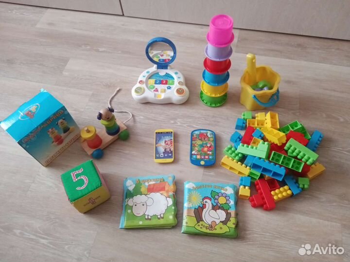 Развивающие игрушки