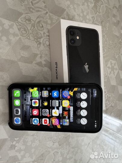 iPhone 11, 64 ГБ