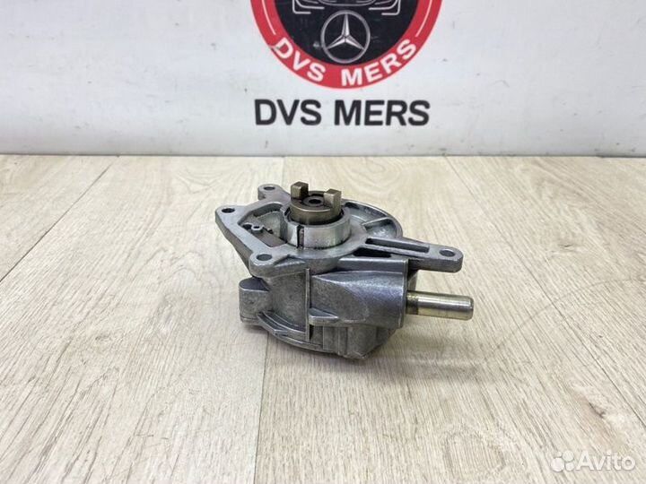Вакуумный насос Mercedes Ml W164
