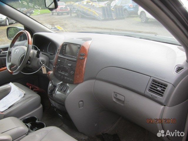 Разбор на запчасти Toyota Sienna 2 2003-2010