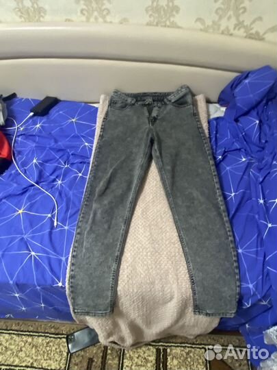 Джинсы