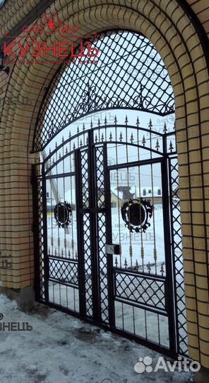 Кованые ворота
