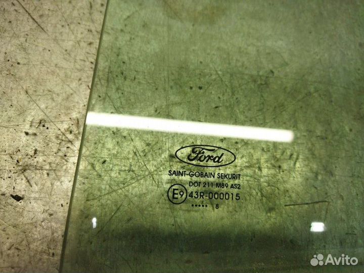 Стекло двери заднее левое Ford Focus 2 хетчбэк 1.6