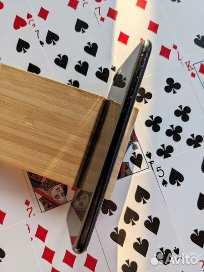 iPhone SE (2020), 128 ГБ