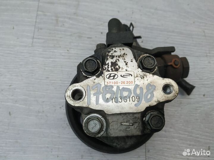 Насос гур 571002E200 Kia Sportage 2