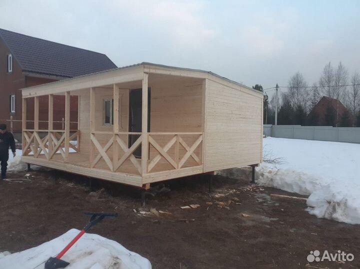 Бытовка и хозблок с окнами и дверями