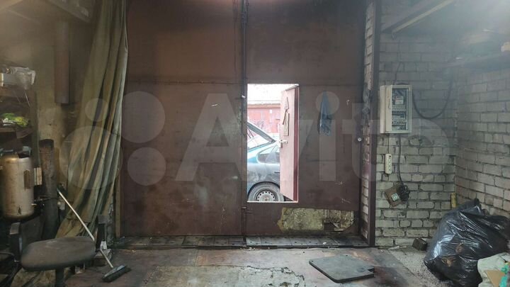 Гараж