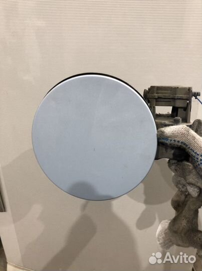 Лючок бензобака Opel Astra J gtc 2009-2017