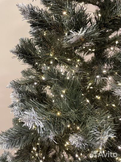 Елка и подставка