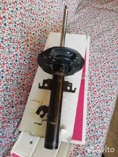 Стойка передняя nissan x-trail Т32