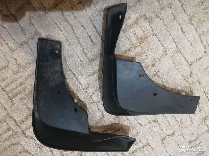 Брызговики передние оригинальные Ниссан terrano