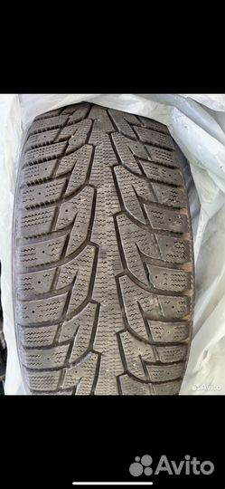 Hankook Winter I'Pike 225/55 R17