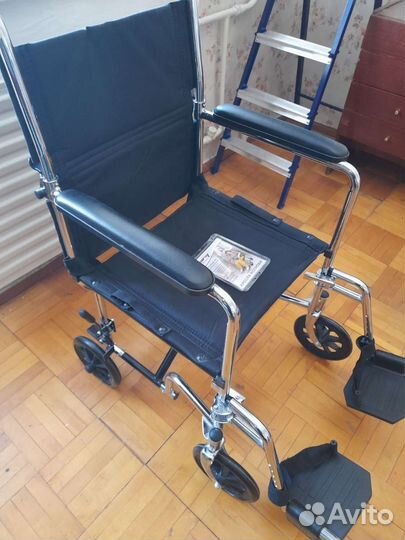 Новое Инвалидное кресло-коляска