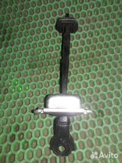 Ограничитель двери передний правый Chevrolet Rezzo