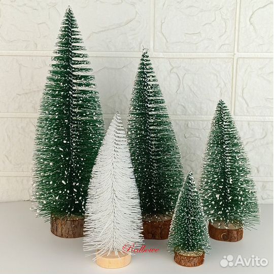 Елочка на подставке новогодний декор