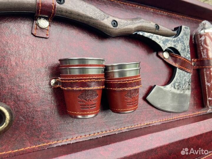 Шашлычный набор в дипломате из кожи. Эксклюзивный