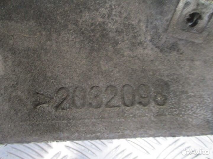 Шумоизоляция двс DAF 2032108