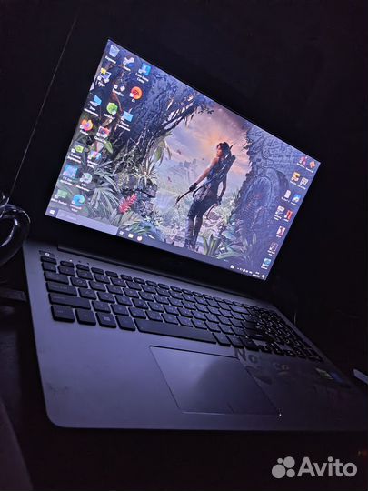 Ноутбук Asus