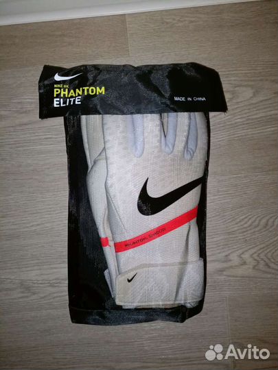 Вратарские перчатки nike