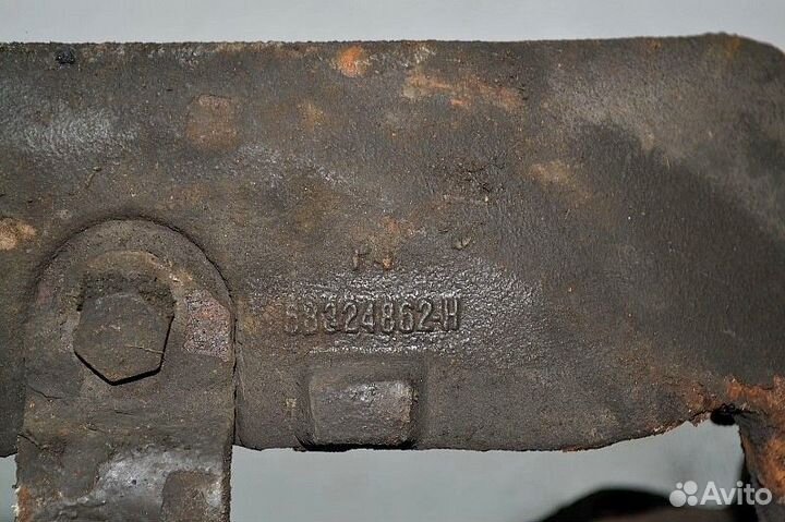 Суппорт переднего моста, левый renault trucks Magn