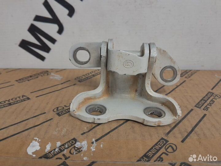 Петля двери задняя правая Toyota Camry 70 A25afks