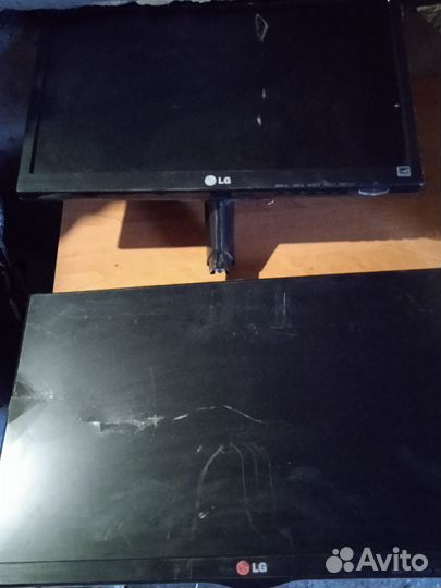 2 неисправных ЖК монитора LG