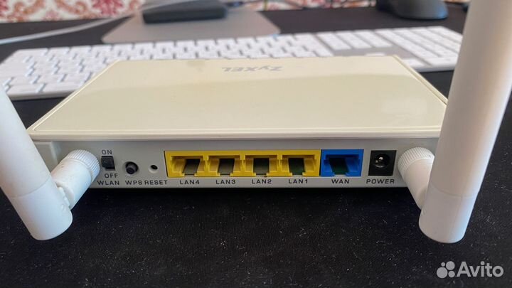 Wi-Fi роутер Zyxel Keenetic