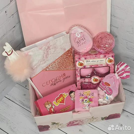 Подарок для девушки (подарочный бокс)