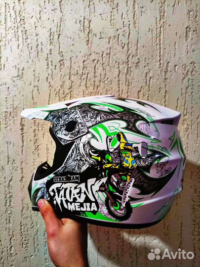 Шлем для мотокросса новый
