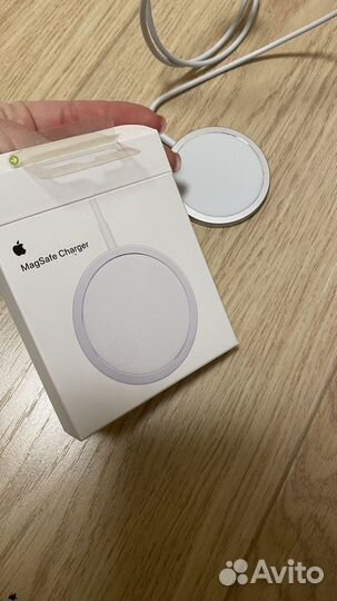 Apple magsafe charger бесповодная зарядка
