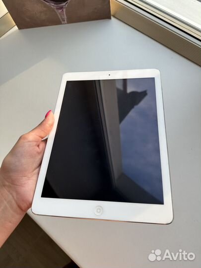 Планшет apple iPad air