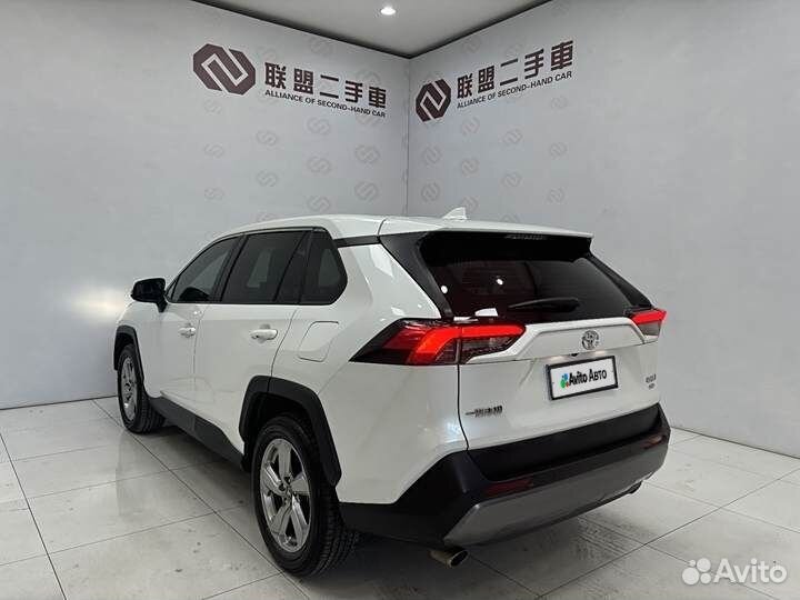 Toyota RAV4 2.0 CVT, 2022, 35 000 км