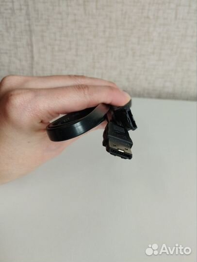 Кабель питания SATA