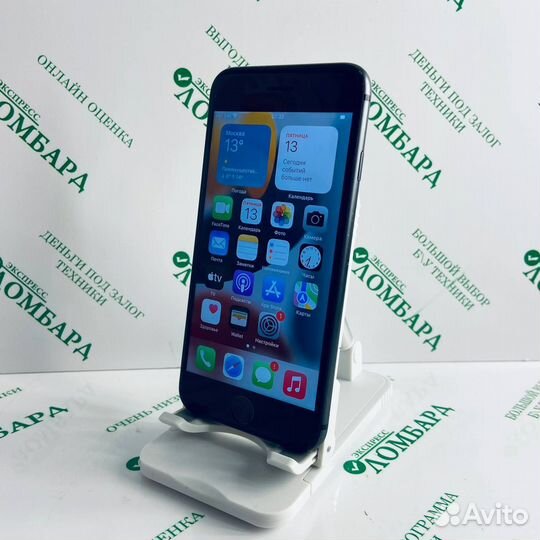 iPhone 8, 64 ГБ