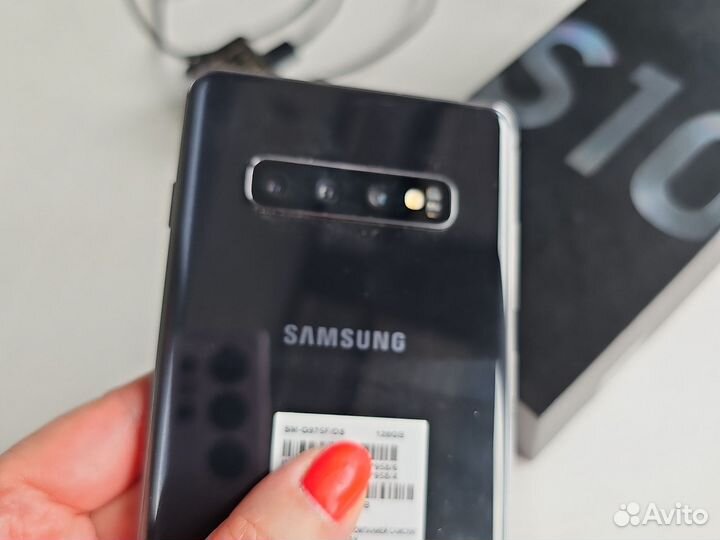 Samsung Galaxy S10+, 8/128 ГБ