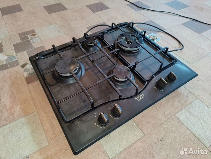 Газовая варочная панель Hotpoint Ariston 7HPC 640T