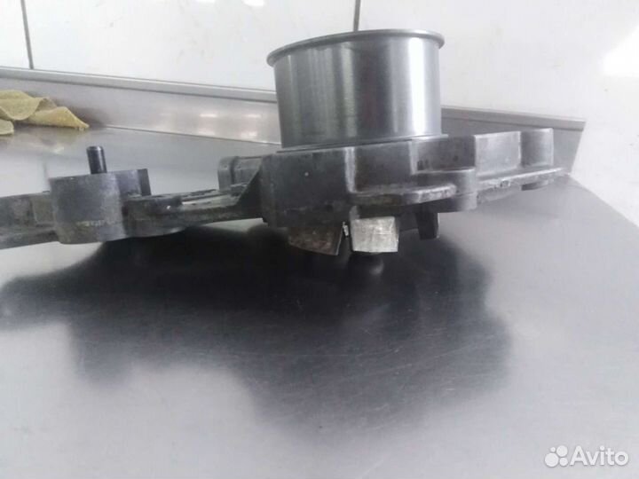 Помпа на hyundai