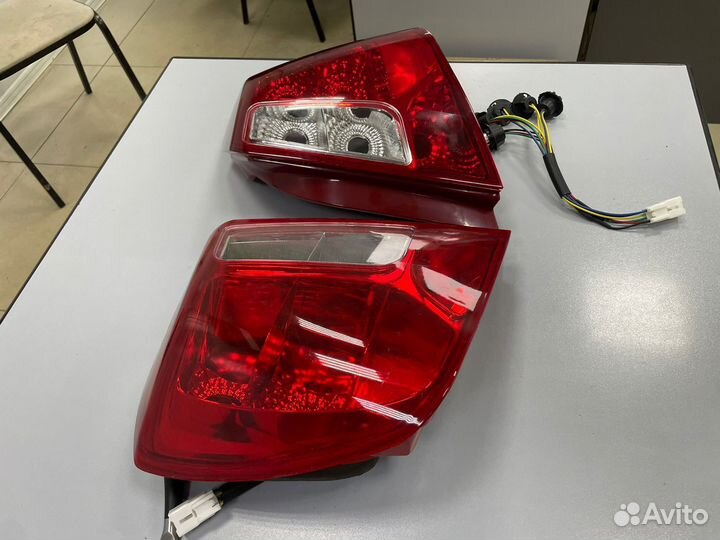 Фонарь задний лев правый Chevrolet Lacetti седан