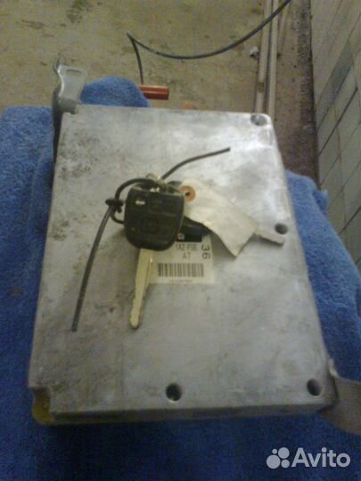 Блок управления климатконтроля Toyota Avensis