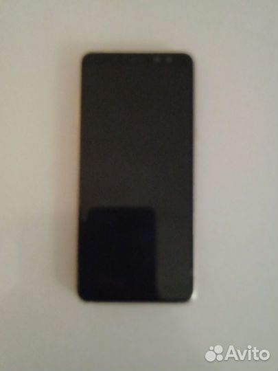 Samsung Galaxy A8 (2018), 4/32 ГБ