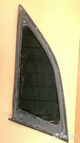Заднее боковое глухое стекло Audi A6 C7 Avant